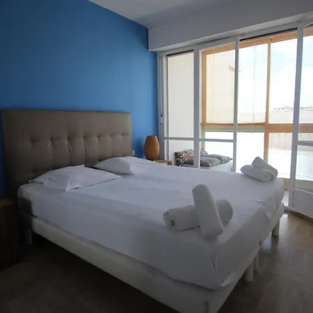 Beautiful With Sea View Perfect For Holidays And Festivals *