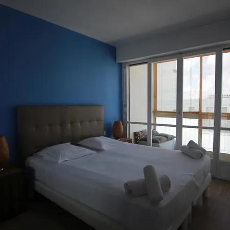 Beautiful With Sea View Perfect For Holidays And Festivals דירה קאן